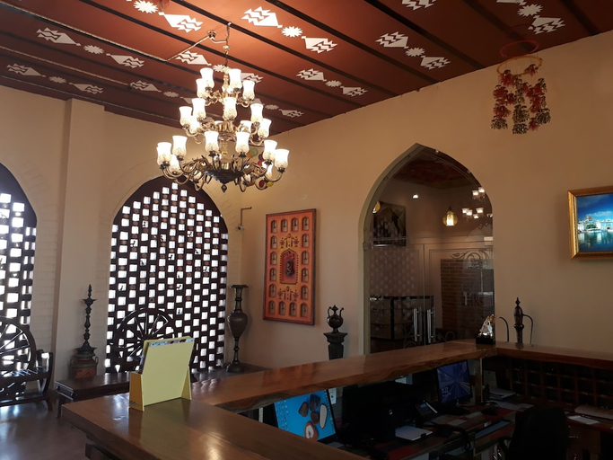 Food & Drinks 4, Sadda Pind, Amritsar