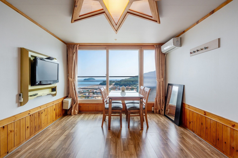 Room 3, Muuido Haedungsil Pension, Jung