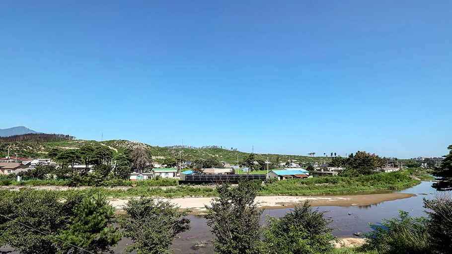 Others 4, Sokcho Sujabyeol Pension, Goseong