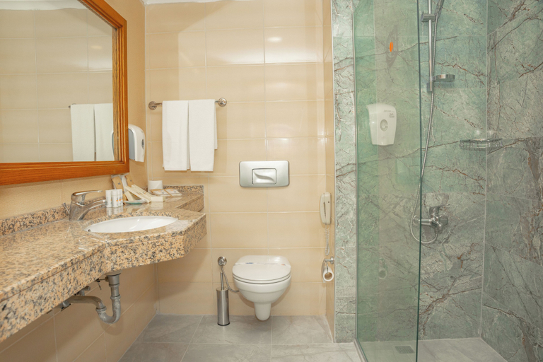 Bathroom 4, Sunis Elita Beach Resort Hotel & Spa - All inclusive, Manavgat