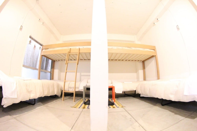 Bedroom 2, CAFE and Petit HOSTEL ROUTE, Nagasaki