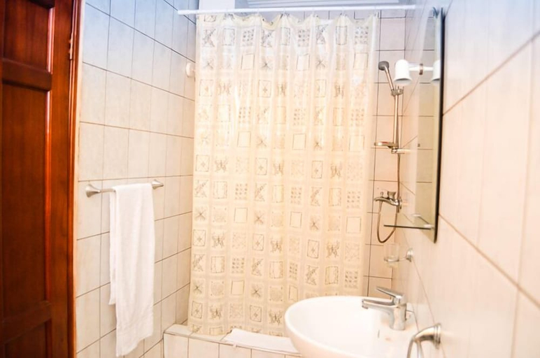 Bathroom 3, Bethel Heights Hotel, Ga East