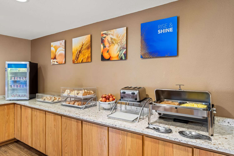 Food & Drinks 4, Comfort Inn and Suites Albuquerque Downtown, Bernalillo
