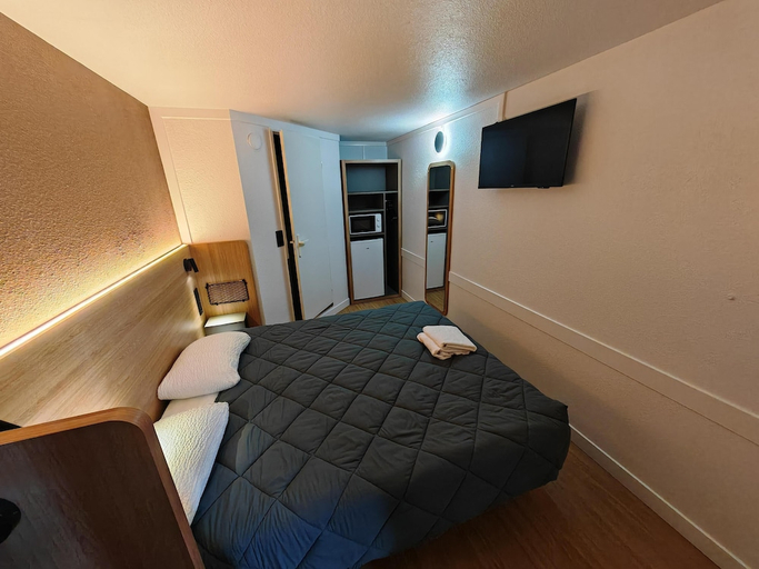 Bedroom 4, Premiere Classe Dunkerque Est Armbouts Cappel, Nord