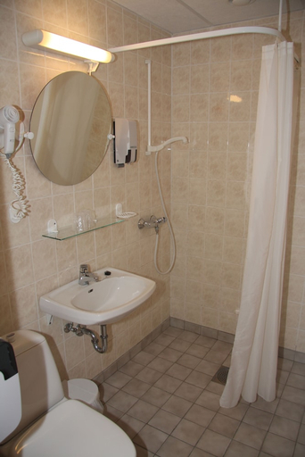 Bathroom 3, Fjordhotell, Stryn