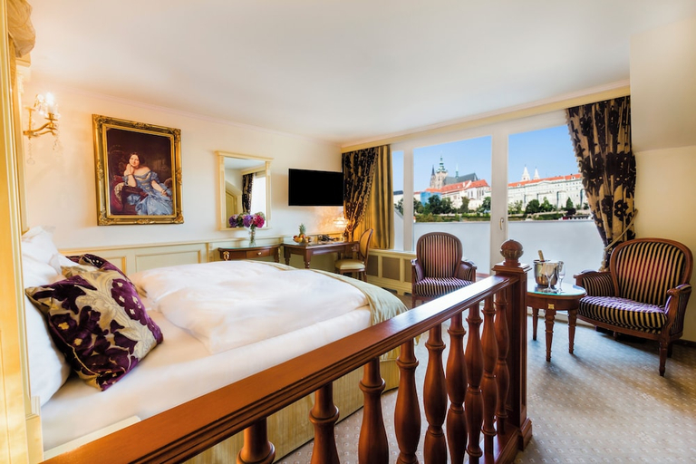 Others 3, Luxury Family Hotel Royal Palace, Praha 6