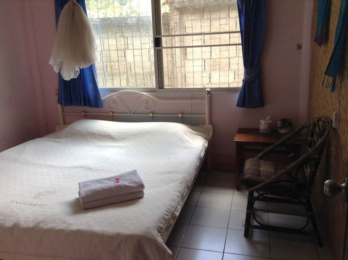 Bedroom 2, The Like View Guesthouse, Muang Mae Hong Son