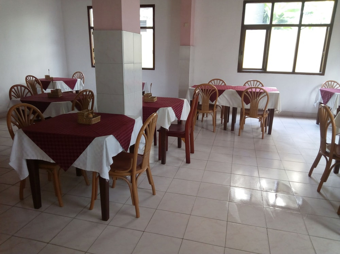 Food & Drinks, Hotel Dorse, Mvita