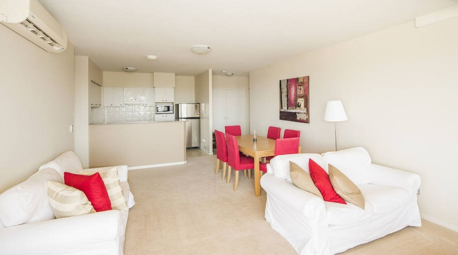 Bedroom 3, The Oasis Apartments, Toowong