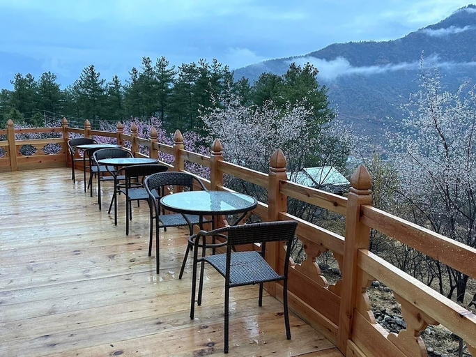 Others 4, Haven Resort, Dopshari