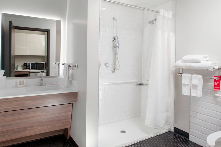 Bathroom 3, タウンプレース スイーツ バイ マリオット ダラス ダウンタウン, Dallas