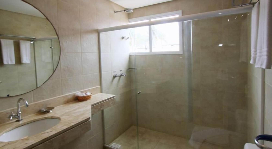 Bathroom 4, Farol de Itapuã Praia Hotel, Salvador