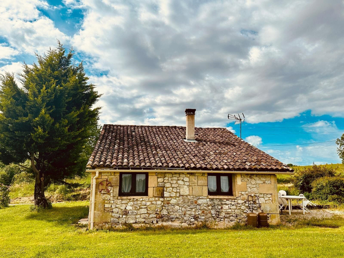 Exterior 3, Les Naudines, Dordogne