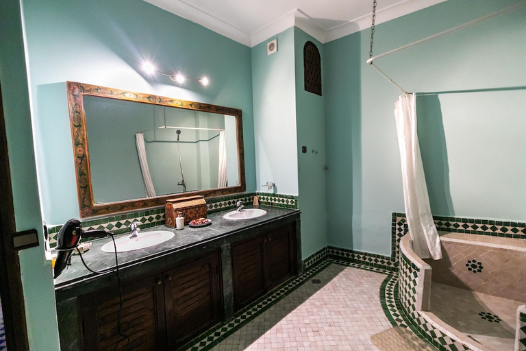 Bathroom 3, Riad Dar Chrifa, Fès