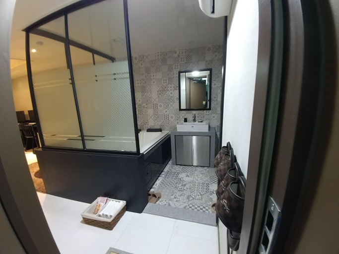 Bathroom 5, Jeonju Sanjeong-dong Stay Hotel, Jeonju