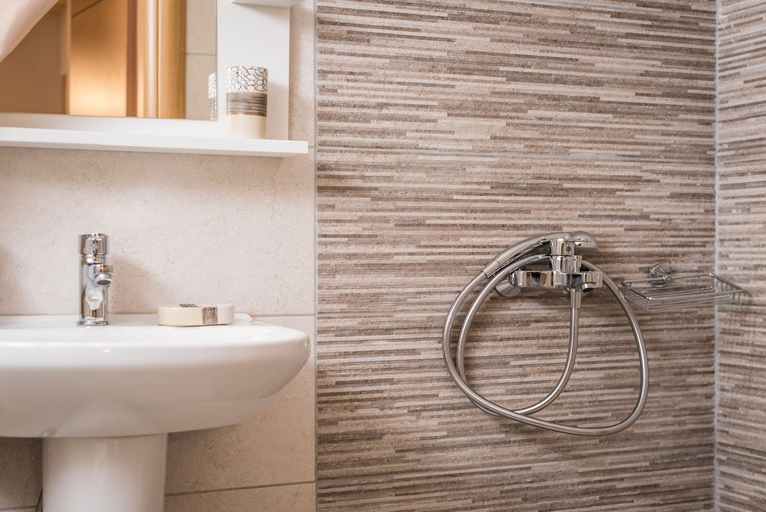 Bathroom 5, Athina Apartments, Crete