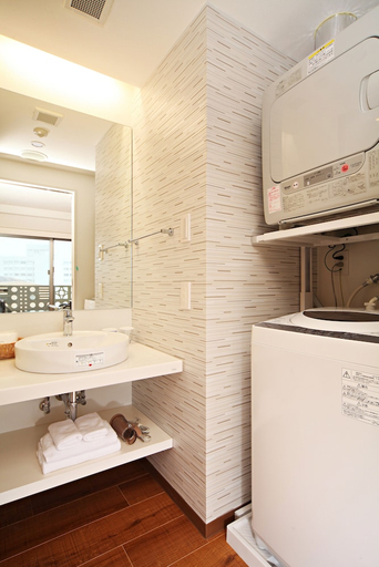 Bathroom 3, SmartCondo Tomari, Naha