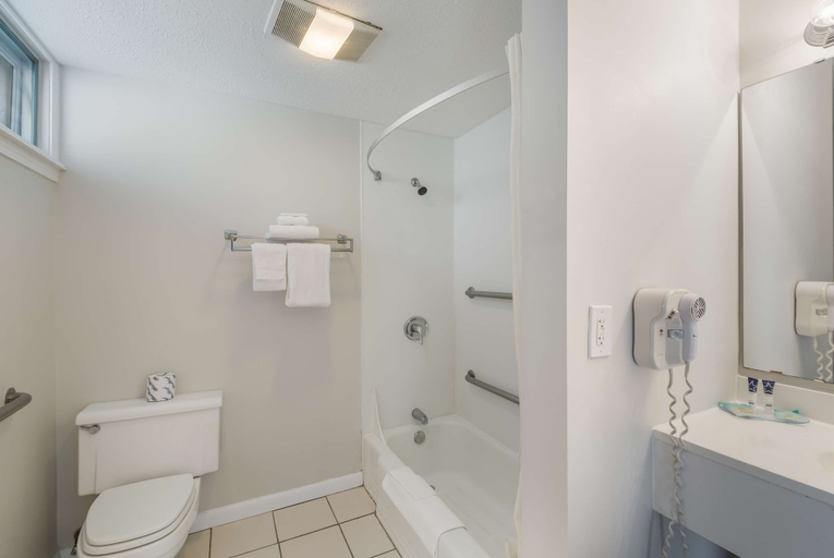 Bathroom 4, Americas Best Value Inn Painted Post, Steuben