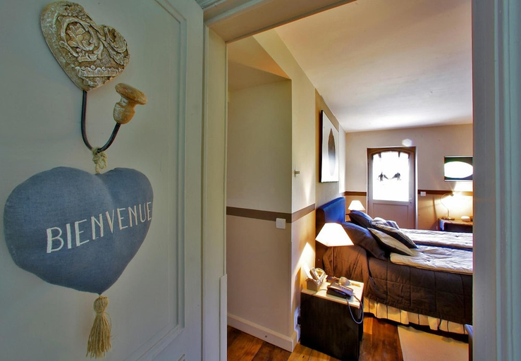 Bedroom 2, LE PONT DE L OUYSSE, Lot