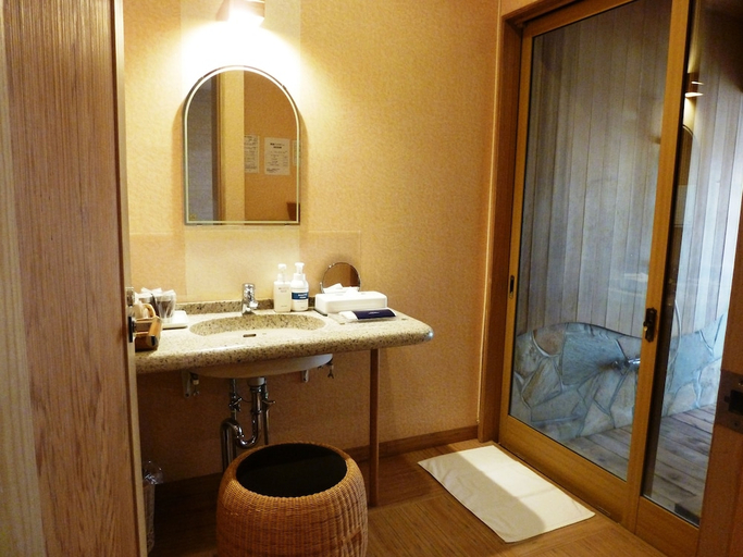 Bathroom, Nanakawa, Yufu