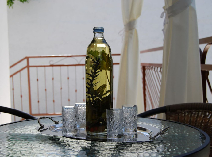 Food & Drinks 5, Apartments Darija Supetar, Supetar