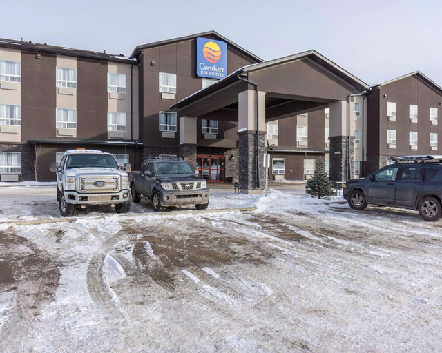 Exterior & Views 1, Comfort Inn & Suites Fox Creek, Division No. 18