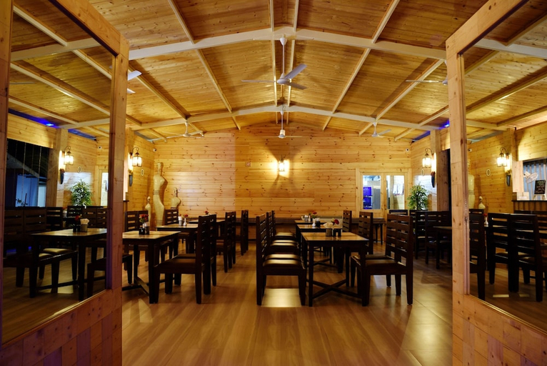 Food & Drinks 5, Majestic Beach Comforts, South Goa