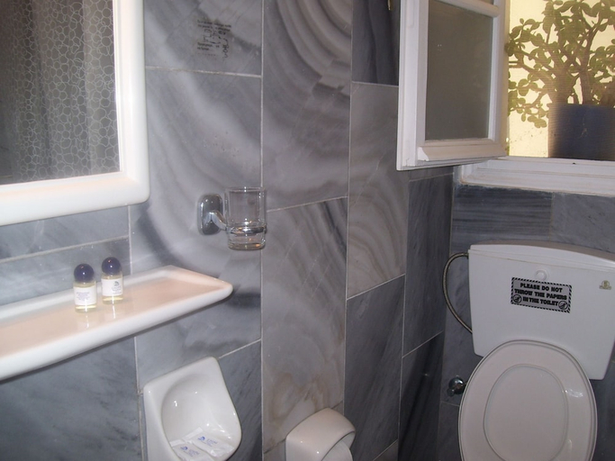 Bathroom 3, Galini Bungalows, South Aegean