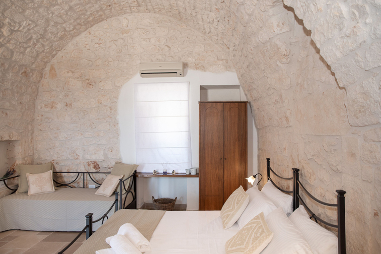 Bedroom 4, Masseria Donna Nina, Brindisi