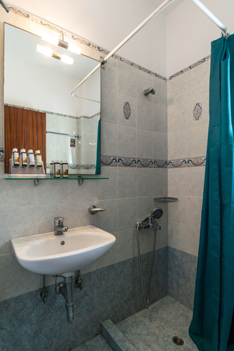 Bathroom 5, Olive Studios, South Aegean