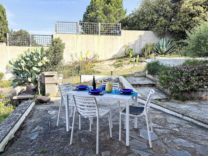 Outdoor dining 3, Ostrica Apartment, Haute-Corse