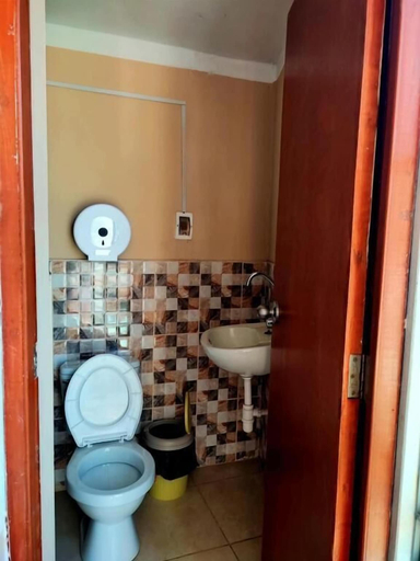 Bathroom 3, El Refugio de Mis sueños, Yungay