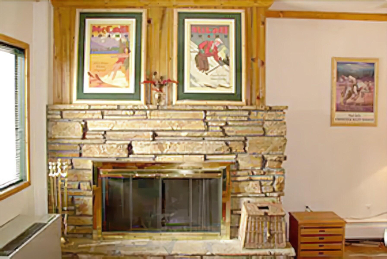 Others, Brundage Inn, Valley
