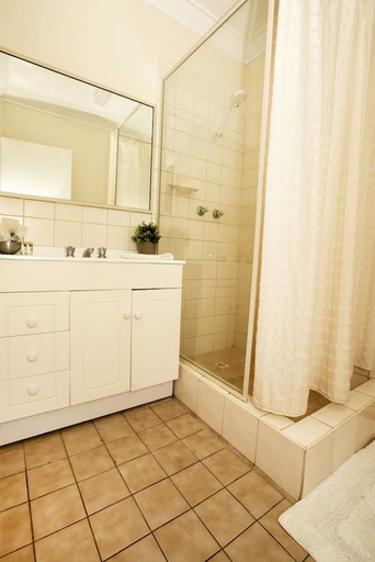 Bathroom, Kalgoorlie Overland Motel, Kalgoorlie-Boulder