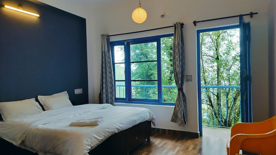 Room 5, Tree House Bhagsu, Kangra