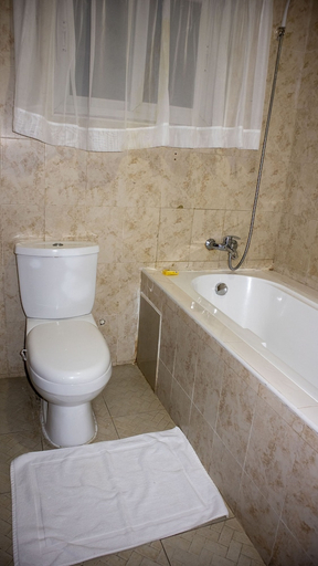 Bathroom 3, His Majestys Hotel, Accra