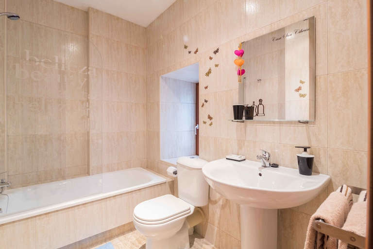 Bathroom 5, Casa Rural San Cibran, A Coruña