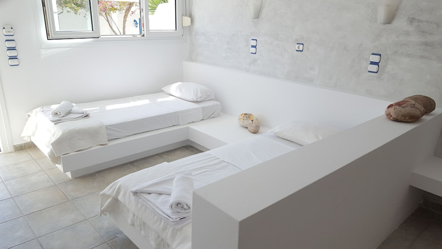 Bathroom 3, LAGADA BEACH HOTEL, South Aegean