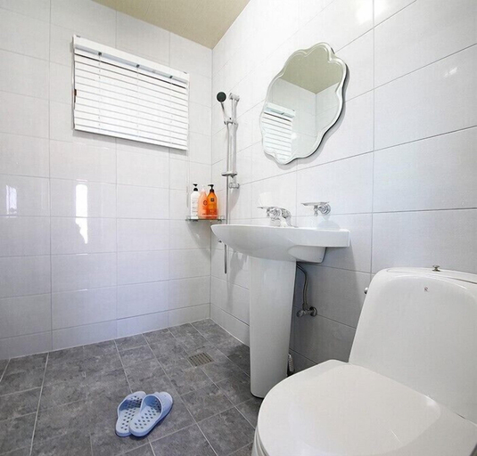 Bathroom 3, Gangneung GPway Pension, Gangneung