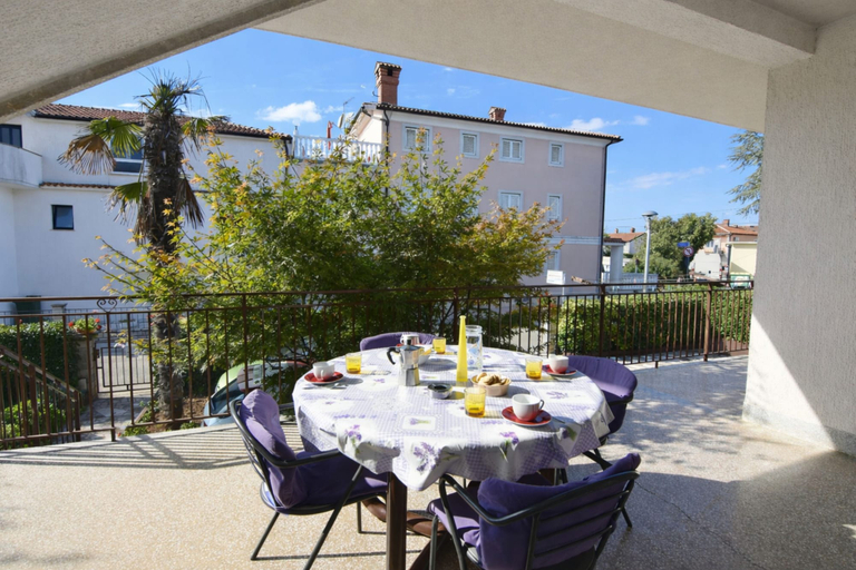 Primary image, Umag Flat With Terrace and Garden, Umag