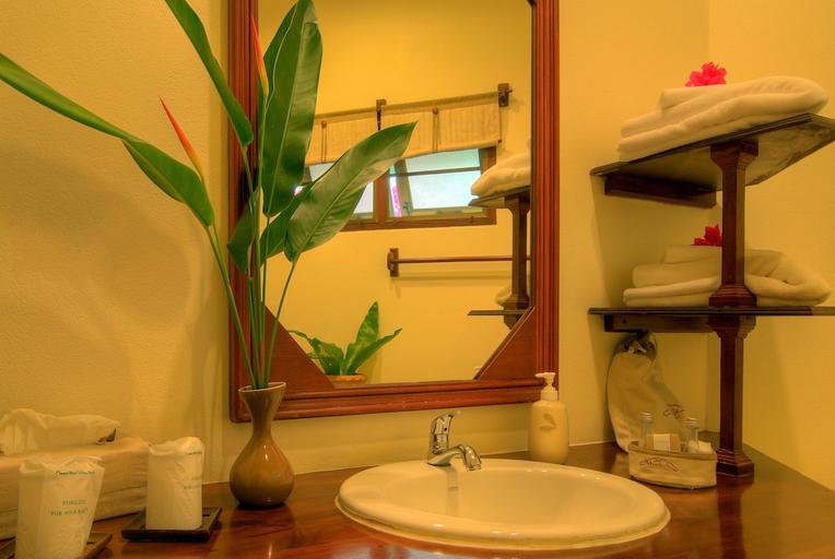 Bathroom 5, Maekok River Village Resort, Mae Ai