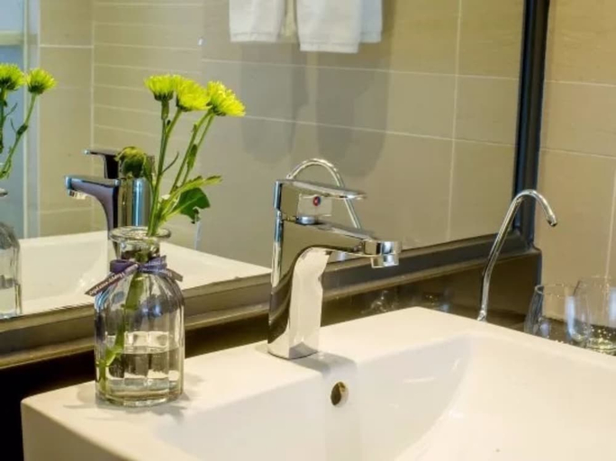 Bathroom 3, Yiwu Byland World Hotel, Jinhua