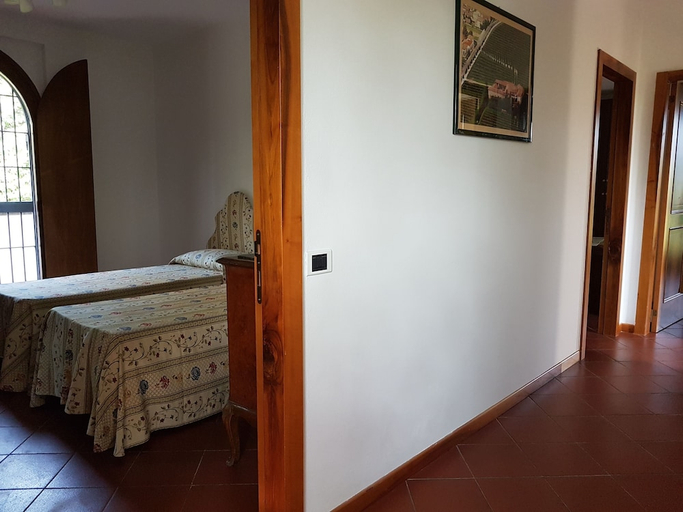 Bedroom 3, Podere Castel Merlo Resort, Bergamo