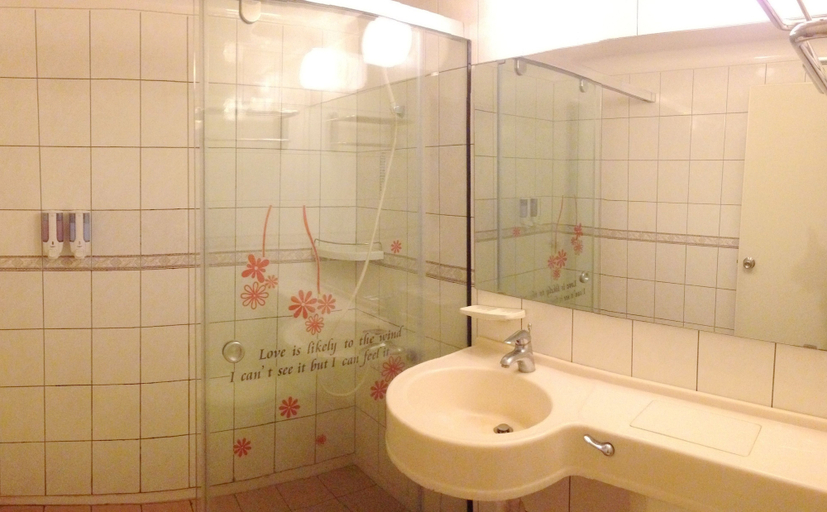 Bathroom 4, Yingshih Resort, Yilan
