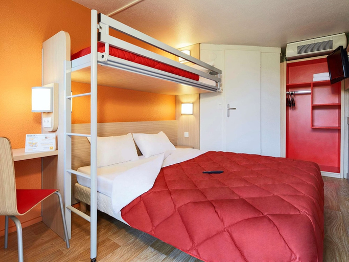 Bedroom 4, Première Classe Epinay Sur Orge Savigny Sur Orge, Essonne
