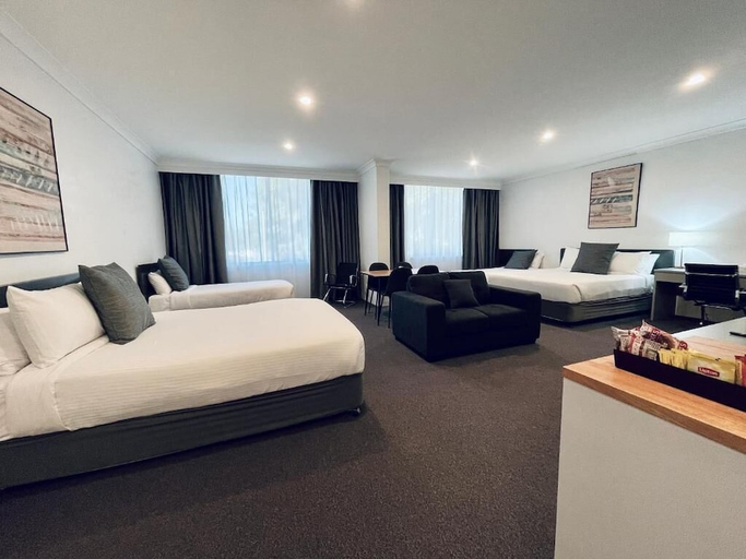 Others 5, The Select Inn Penrith, Penrith - West