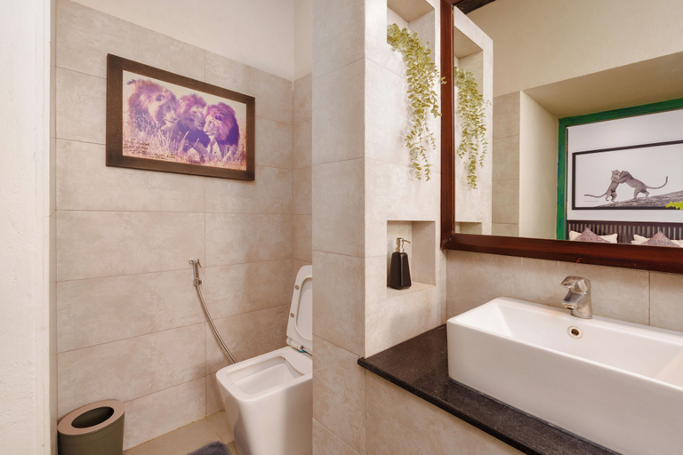 Bathroom 4, Yala Villa, Thissamaharama