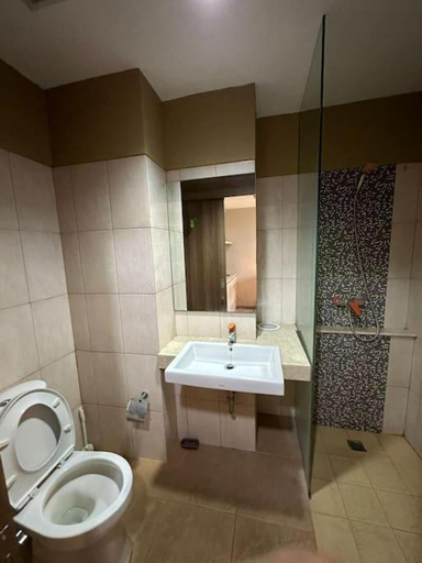 Bathroom 3, Student Park Apartement By Bibi House, Sleman