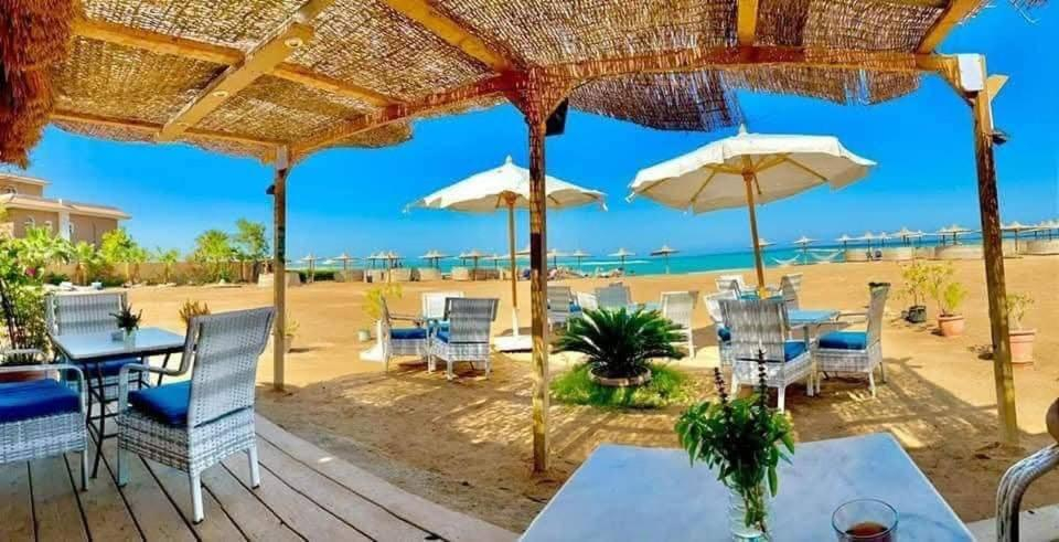Food & Drinks, Turtles beach resort hourghada studio view sea view pool private beach jacuzzi security air-conditio, Al-Ghurdaqah