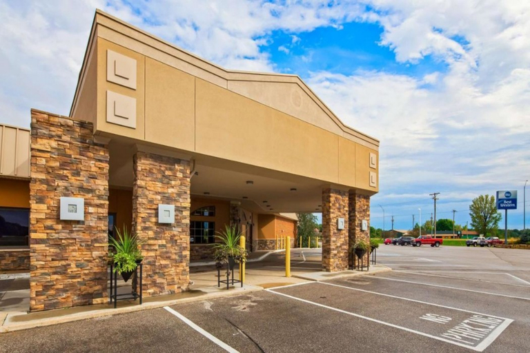 Others 3, Crossroads Hotel & Event Center, Webster